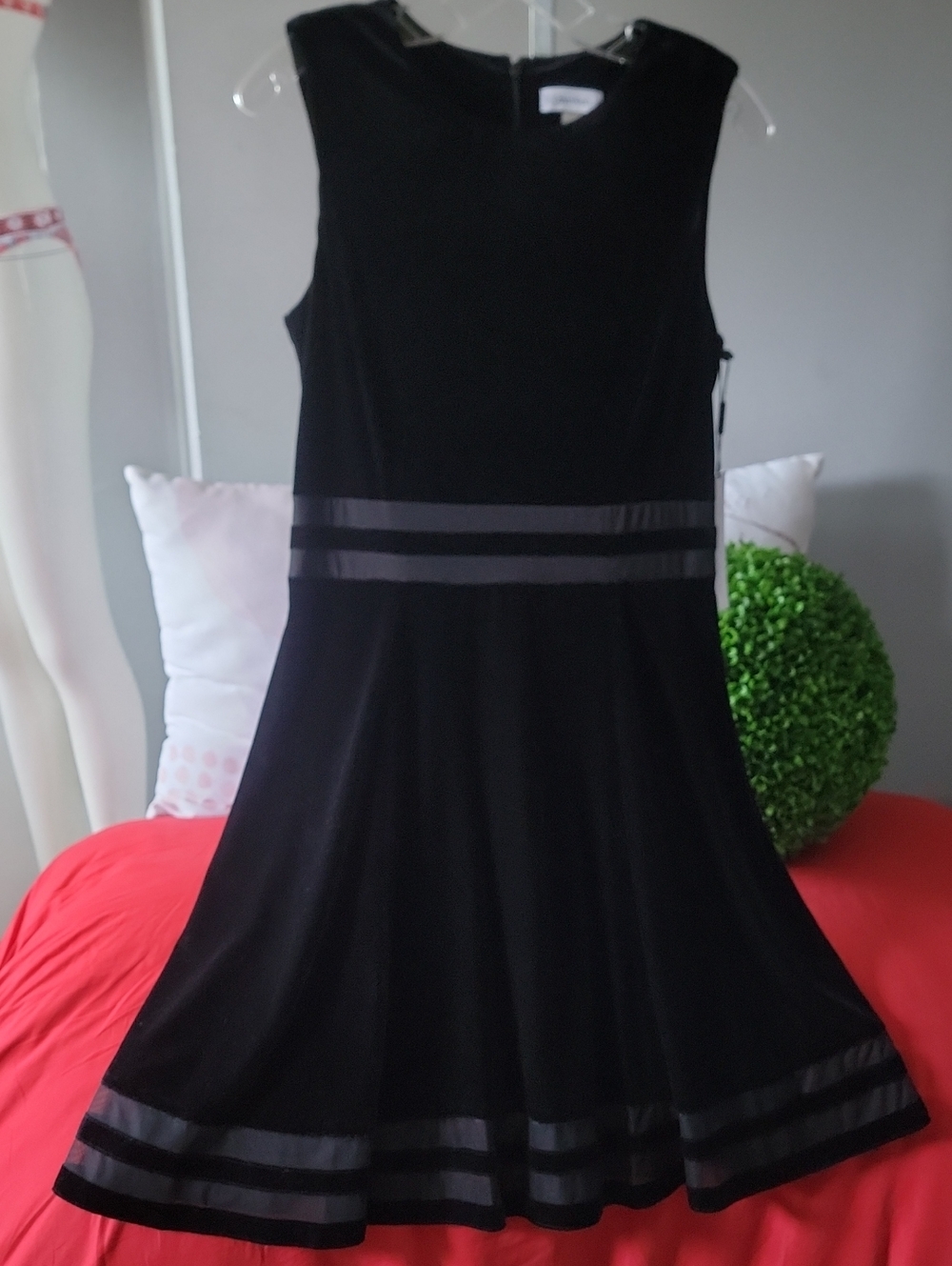 Women's Dress Size 8 by Calvin Klein Wedding Bridesmaid Formal Black